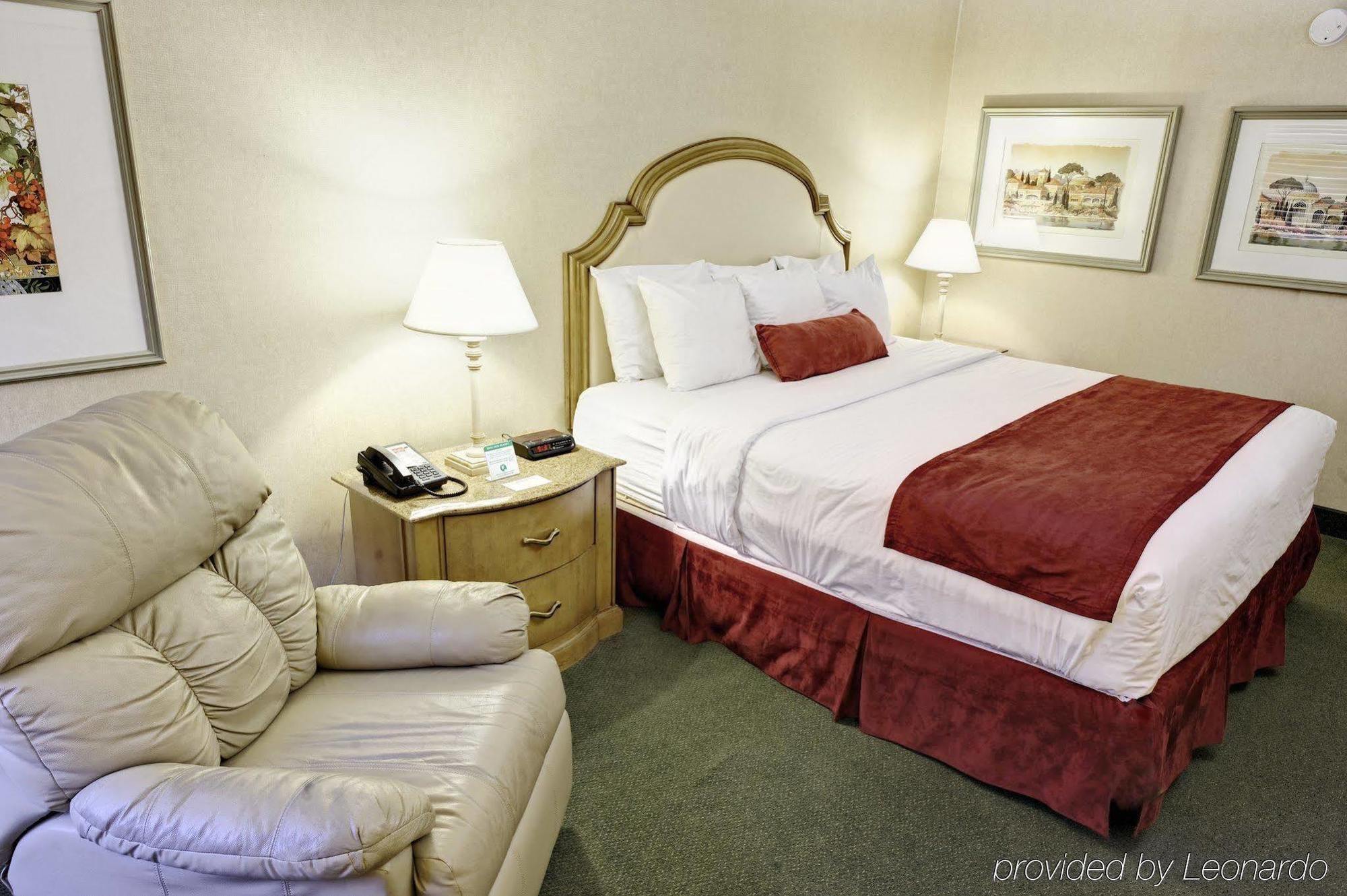 Livinn Hotel Cincinnati North/ Sharonville Eksteriør bilde